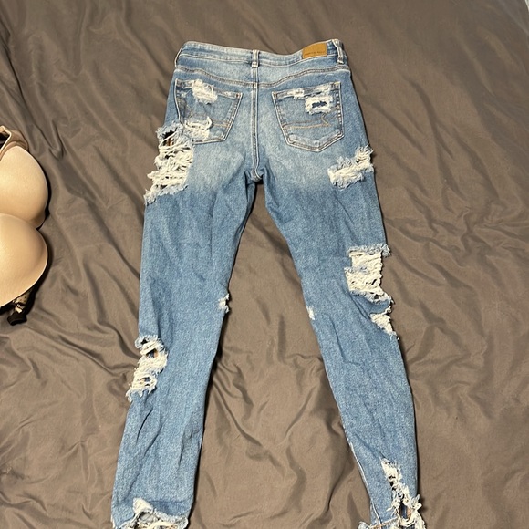 American eagle ripped mom jeans. - Picture 4 of 4